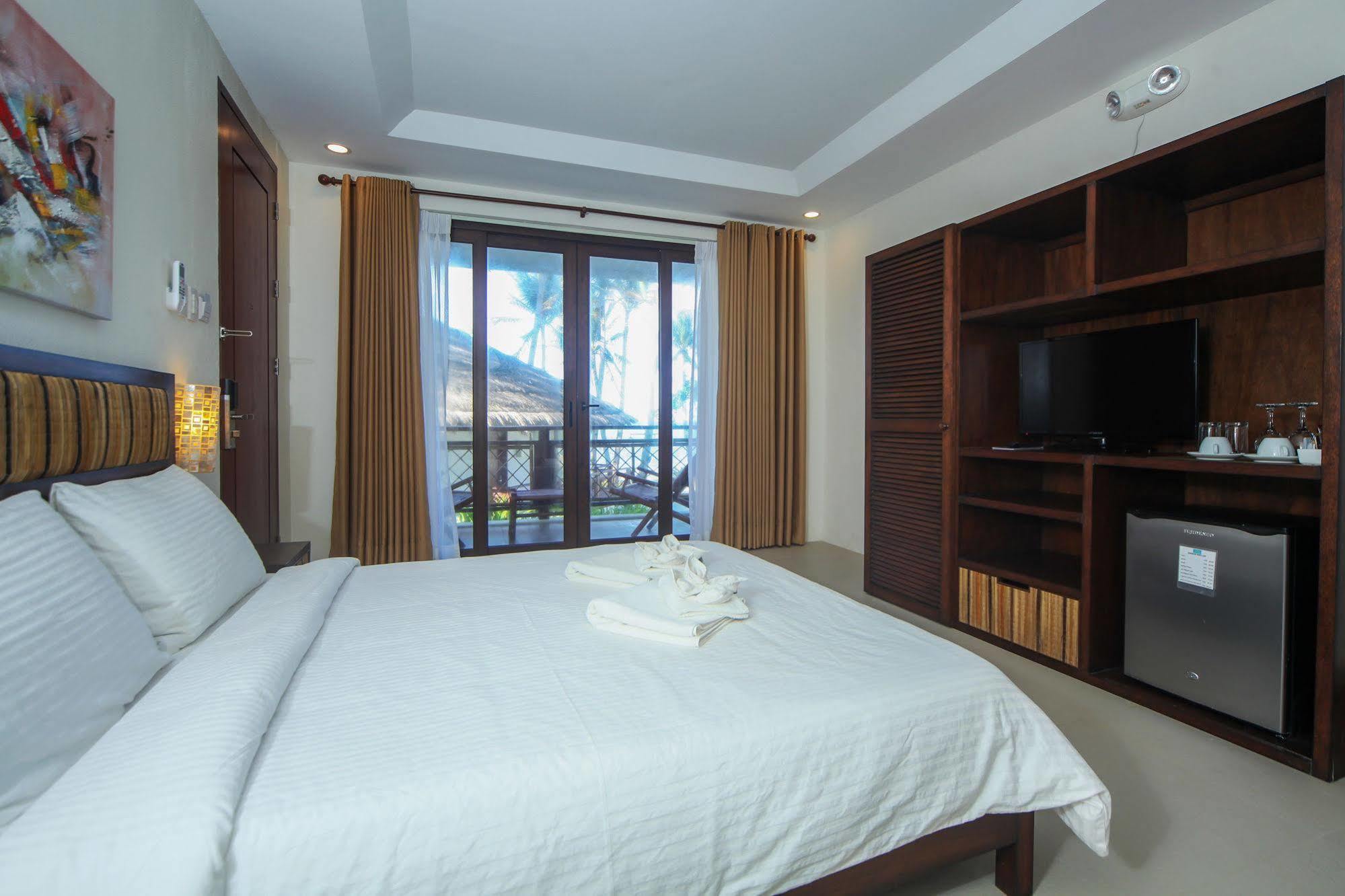 Rieseling Boracay Beach Resort Balabag  Екстер'єр фото